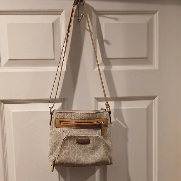 Calvin Klein Cream and Tan Crossbody Bag - Picture 1 of 5